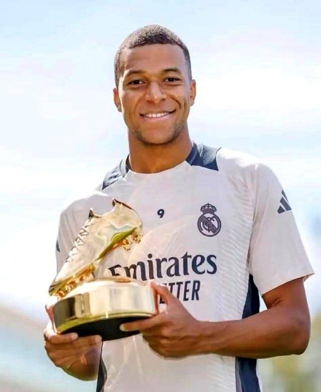 ＂WCBA-东莞女篮逆转上海 豪取开赛13连胜 卡特34分难救主